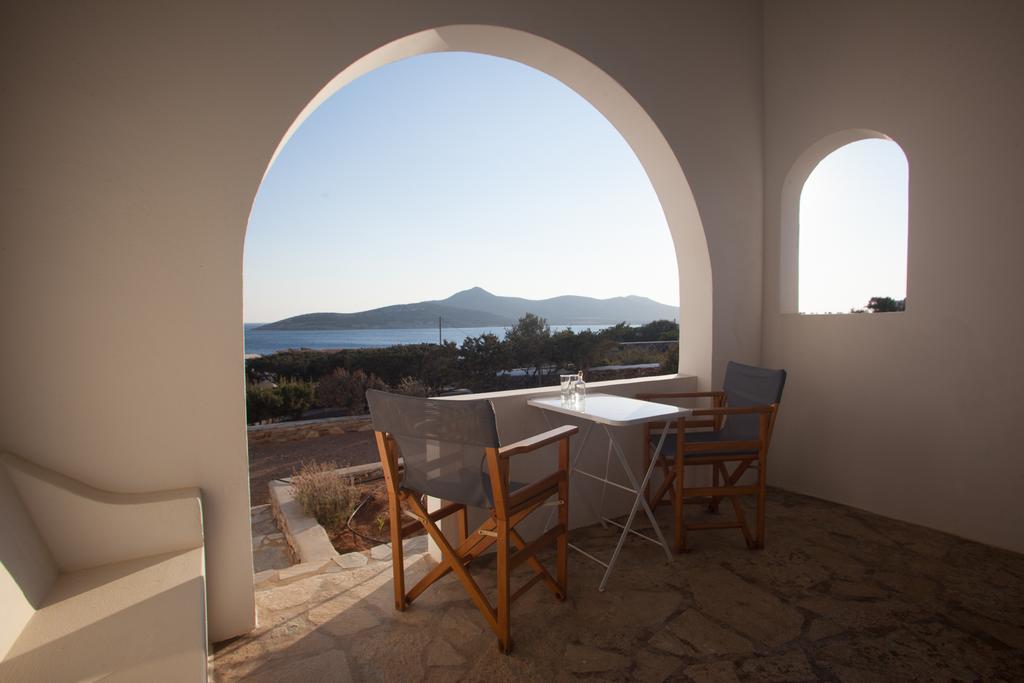Oliaros seaside lodge Agios Georgios  Exterior foto