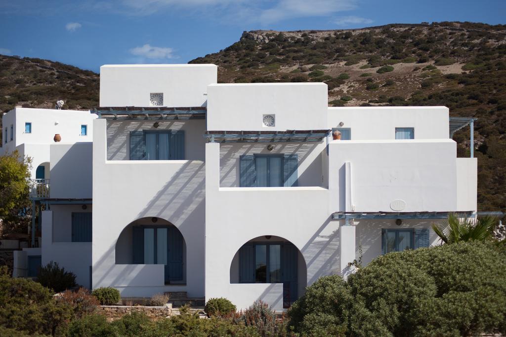 Oliaros seaside lodge Agios Georgios  Exterior foto